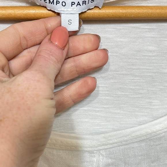 Tempo Paris White Asymmetrical Long Sleeve Blouse - Picture 3 of 4